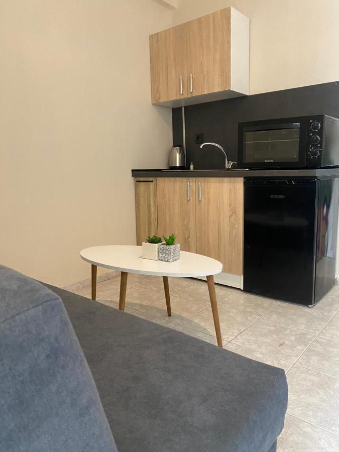 Sun & Sea Apartment Nea Iraklia Exterior photo