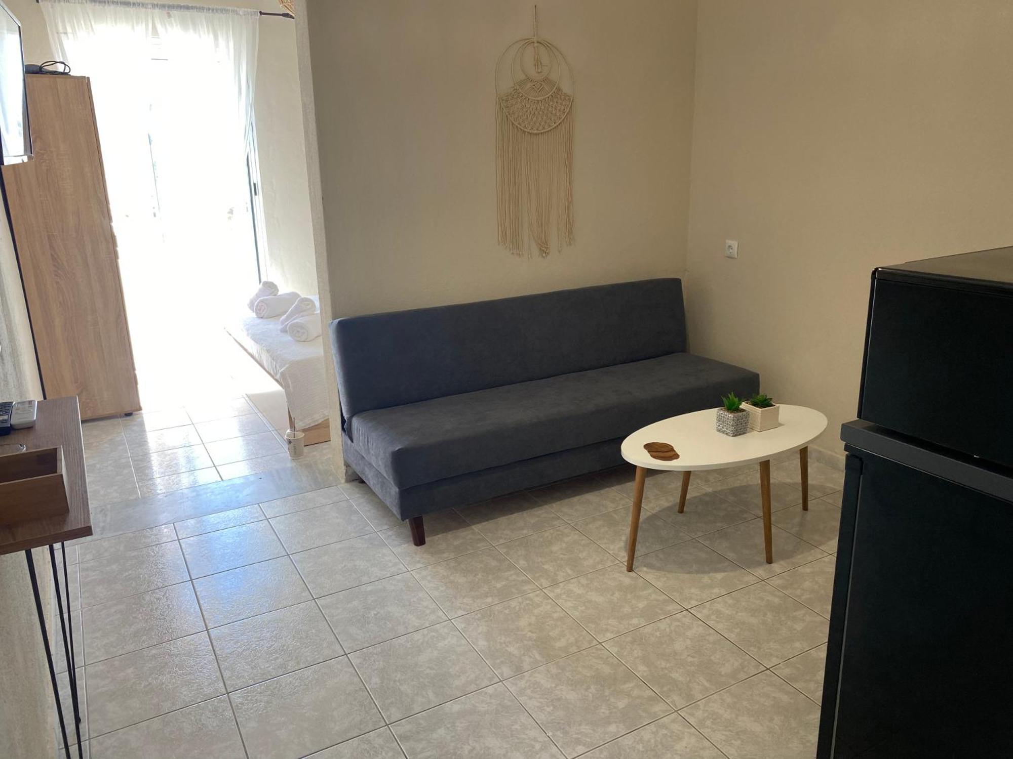 Sun & Sea Apartment Nea Iraklia Exterior photo