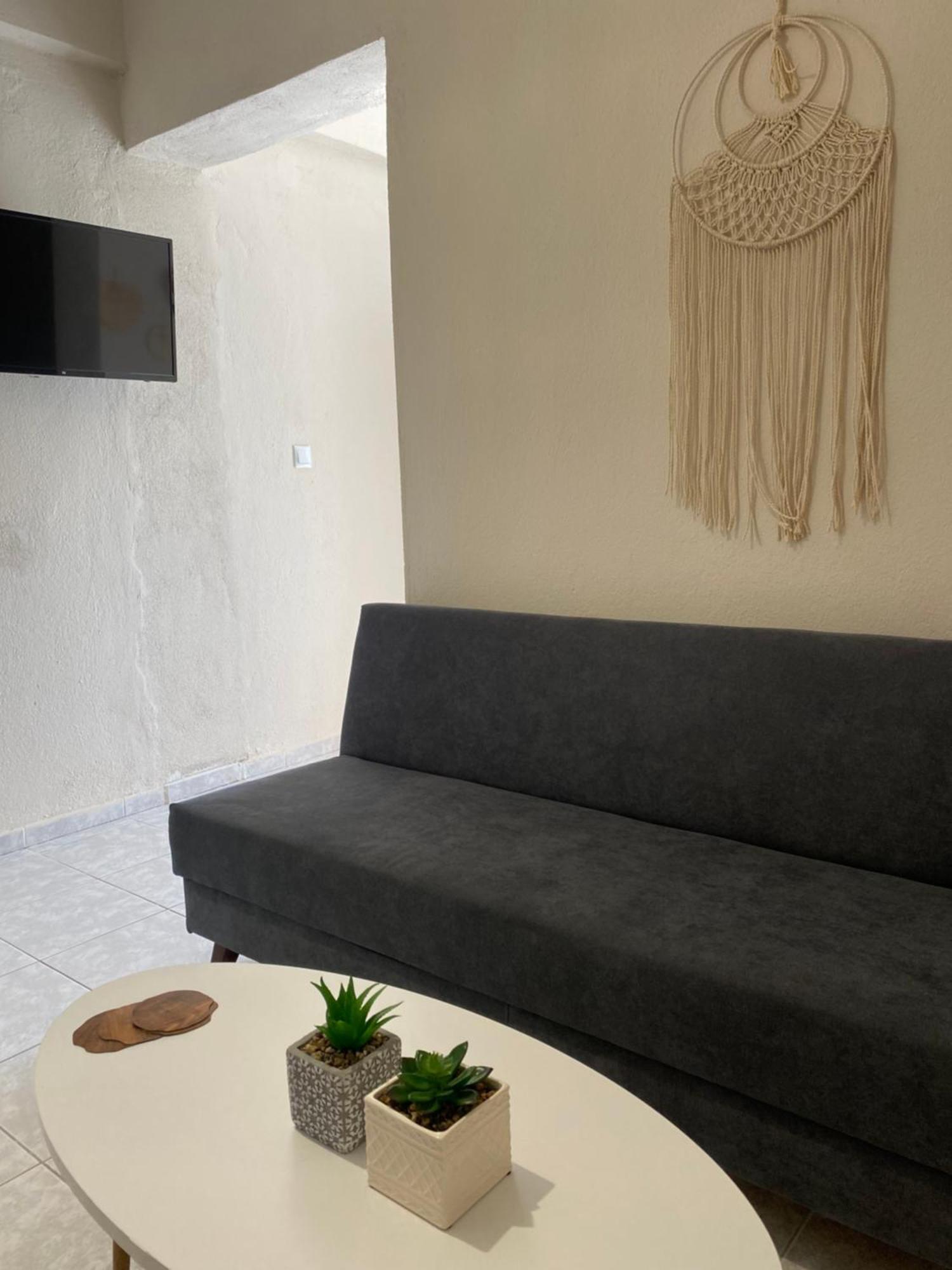 Sun & Sea Apartment Nea Iraklia Exterior photo