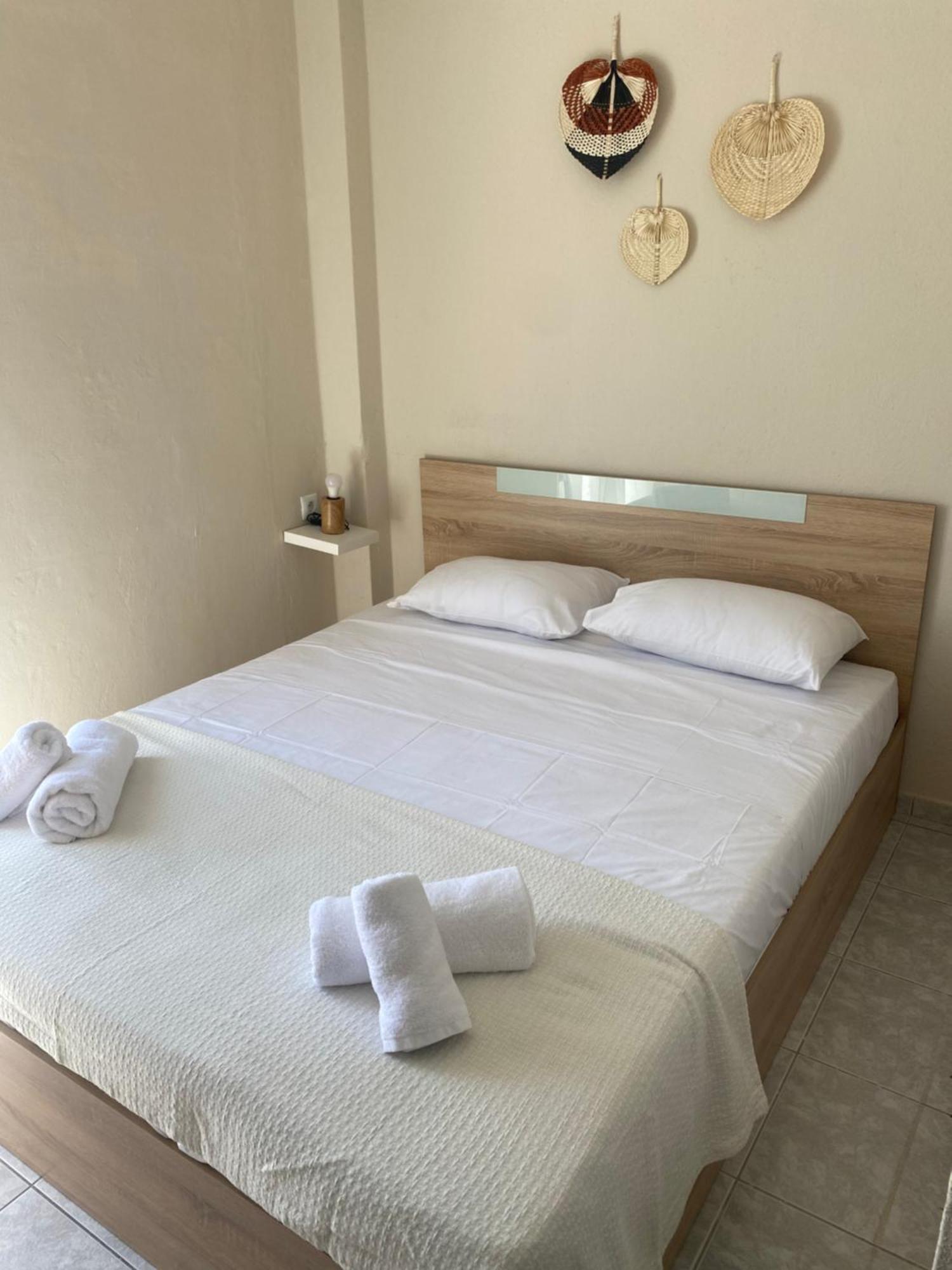 Sun & Sea Apartment Nea Iraklia Exterior photo